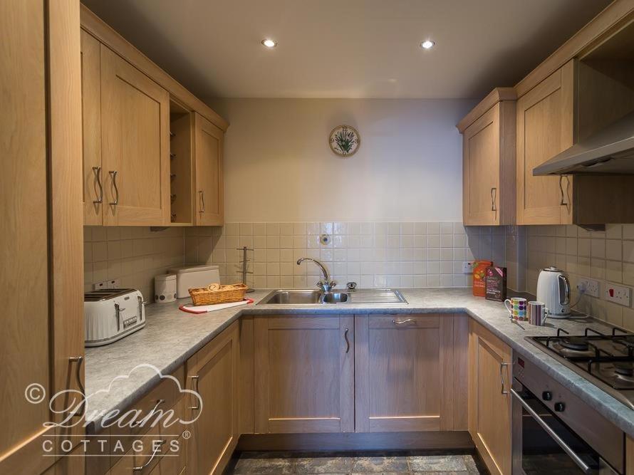 Bridge Apartment Weymouth Exterior foto